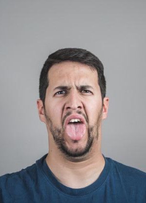 علت تلخی دهان چیست