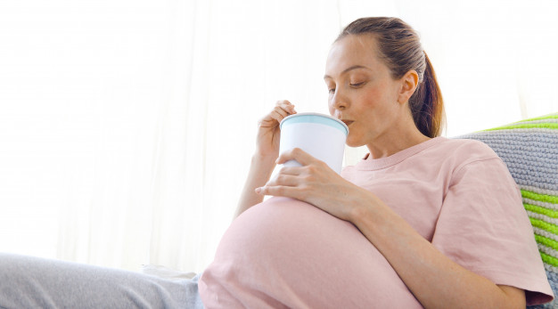 خوردن لبنیات در بارداری