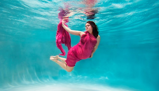 شنا و پیاده‌روی در آب مناسب‌ترین ورزش در دوران بارداری