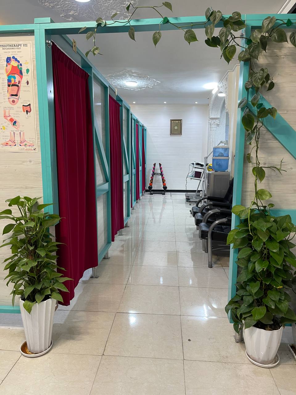 محیط داخلی فیزیوتراپی راحیل