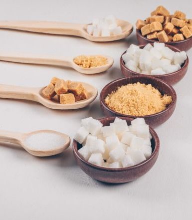 مصرف قند در بارداری: چرا مادر باردار باید قند مصرفی اش را جیره بندی کند؟