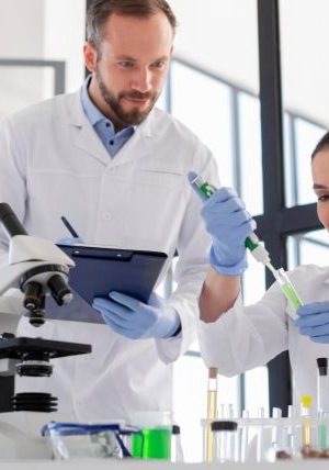 پیوند میکروبیوتای مدفوع، راهی برای نجات بیماران سرطانی